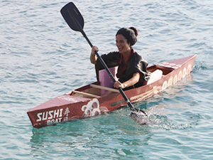 Fethiye'de kontrplak tekneler yarıştı