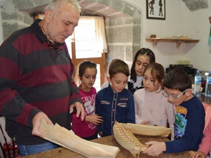 Yaptıkları maketleri maddiyata dönüştürüyorlar