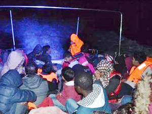 İzmir'de 129 kaçak göçmen yakalandı