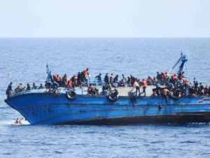 Libya'da mülteci teknesi battı: 5 ölü