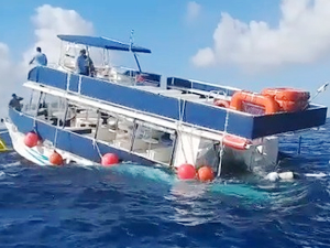 ‘Mazu’ isimli tekne Cozumel Adası açıklarında battı!