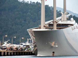 'Sailing Yacht A' yatı Marmaris’te 2.2 milyon lira bıraktı