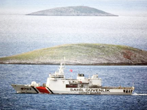 Yunan Sahil Güvenlik botları Kardak'a yaklaştırılmadı