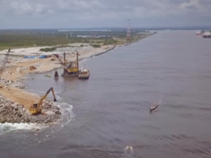 Abidjan Limanı'nda derinleştirme çalışmaları başladı