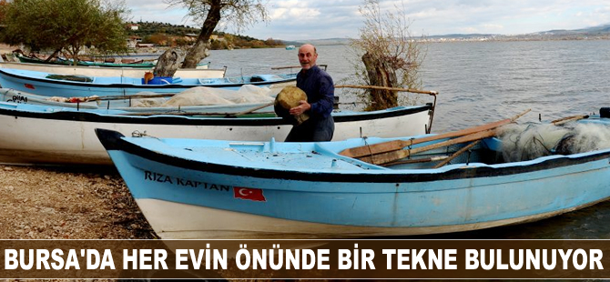 Bursa'da her evin önünde bir tekne bulunuyor