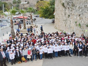 Şırnaklı çocuklar Biz Anadoluyuz Projesi ile Antalya'yı gezdi