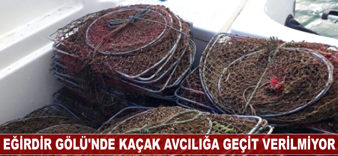 Eğirdir Gölü'nde kaçak avcılığa geçit verilmiyor