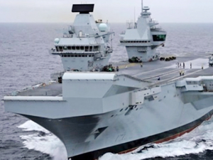 'HMS QUEEN ELIZABETH' isimli uçak gemisi hizmete girdi