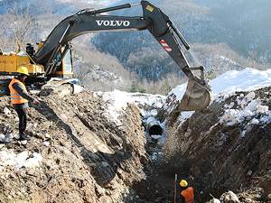 Akçay Barajı'nın 75 metrelik gövdesi tamamlandı