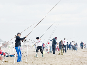 Antalya'da 3'üncü Uluslararası Surf Casting Turnuvası yapıldı