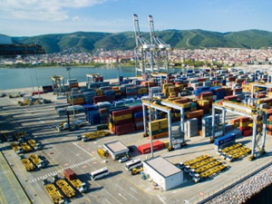 DP World'de uzaktan kumandalı vinç kullanılacak