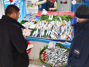 Kilosu 150 liraya ulaşan lüferde bolluk bekleniyor