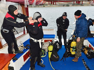 Çanakkale Boğazı terk edilmiş ağlardan temizlendi