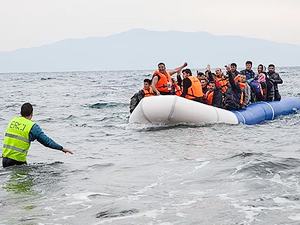 Akdeniz'de 250 Afrikalı göçmen kurtarıldı