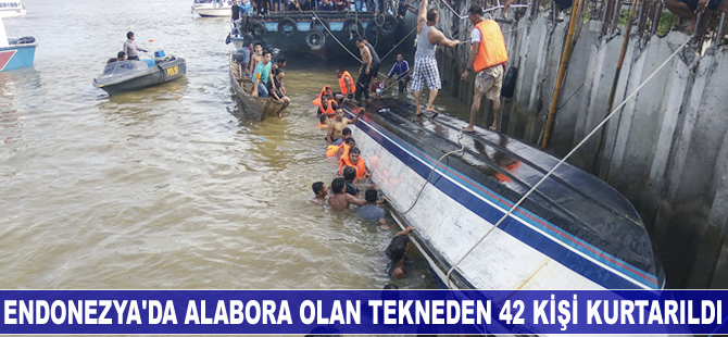 Endonezya’da alabora olan yolcu teknesinden 42 kişi kurtarıldı