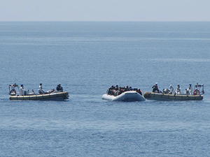 Akdeniz'de 64 kaçak göçmen boğularak hayatını kaybetti