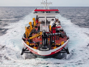 Eastern, Weeks Marine'den dubalı tarayıcıyı teslim aldı