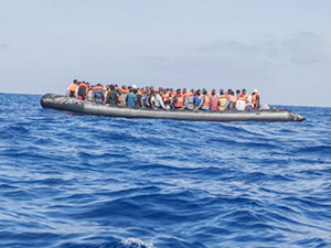 Libya açıklarında 100 kişiye yakın sığınmacı kayboldu