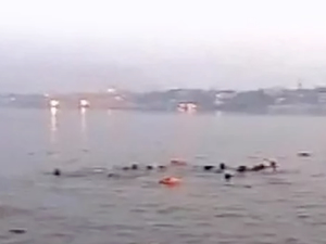 Hindistan'da bot battı, 4 kişi hayatını kaybetti