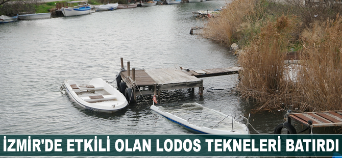 İzmir'de etkili olan lodos tekneleri batırdı
