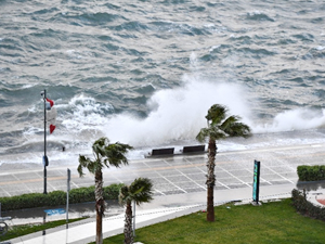 İzmir Körfezi'nde su baskınlarının şiddeti azaltılabilir