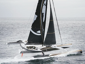 'Spindrift 2' yelkenlisinin direği kırıldı