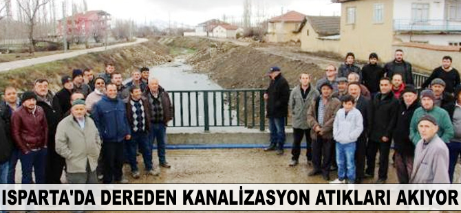 Isparta'da dereden kanalizasyon atıkları akıyor
