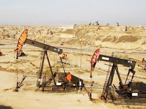 Irak, İran'da petrol rafinerisi inşa edecek