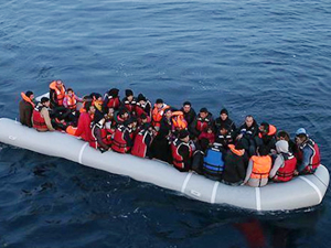 Sahil Güvenlik ekipleri Dikili'de 161 kaçak göçmen yakaladı