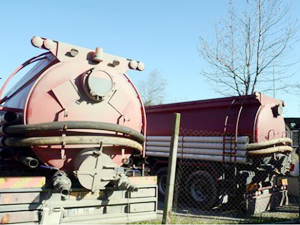 Tuzla'daki kimyasal kokunun nedeni 4 vidanjör!