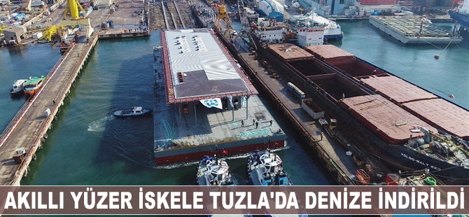 Akıllı yüzer iskele Tuzla'da denize indirildi