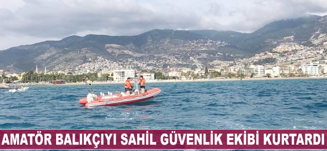 Amatör balıkçıyı Sahil Güvenlik ekibi kurtardı