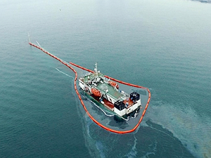 114 gemi kaderine terk edilmiş halde bekliyor