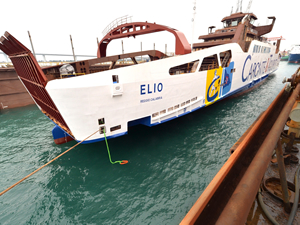 Akdeniz'in ilk LNG ile çalışan feribotu Sefine Tersanesi'nden