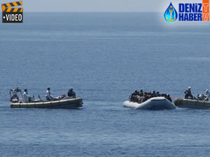 Libya açıklarında 237 kaçak göçmen kurtarıldı