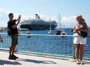 Seyahat acentelerine destek, turizmcileri sevindirdi