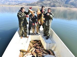 Su ürünleri yetiştiriciliği ekonomiye katkı sağlıyor