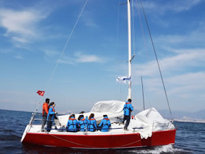 İzmir'in üniversiteleri yelken şenliğinde buluşuyor