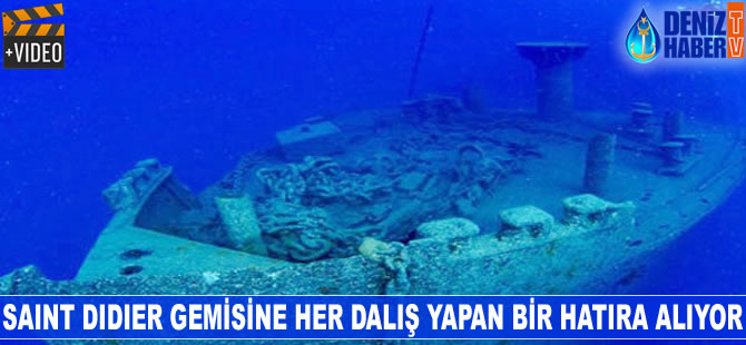 Saint Didier gemisine her dalış yapan bir hatıra alıyor