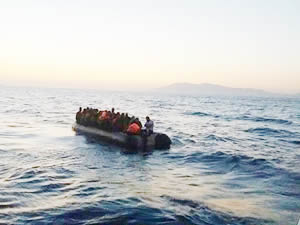 Ege Denizi'nde 271 kaçak göçmen yakalandı