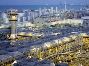 Saudi Aramco, ABD'nin en büyük rafinerisini genişletiyor