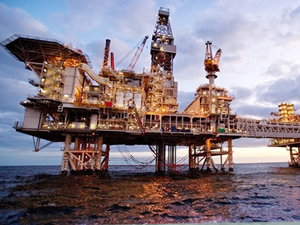 Azerbaycan'ın petrol ve doğalgaz üretimi arttı