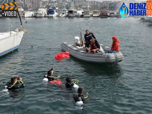 Çanakkale Belediyesi Yat Limanı'nda deniz temizliği yapıldı