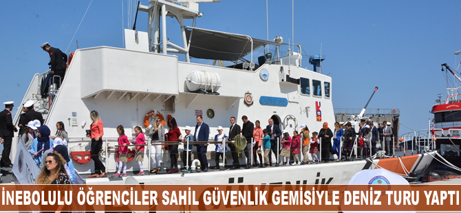 İnebolulu öğrenciler Sahil Güvenlik gemisiyle deniz turu yaptı