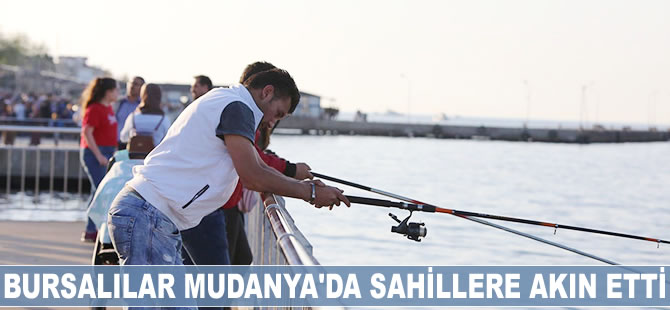 Bursalılar Mudanya'da sahillere akın etti