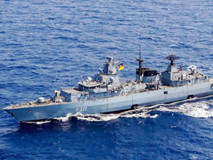 NATO gemileri Karadeniz'e giriş yaptı