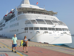 M/S Silver Wind, Ege Port Limanı’na yanaştı