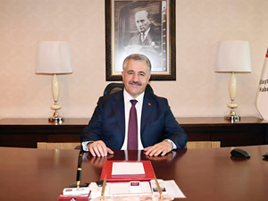 UDH Bakanı Ahmet Arslan'a 'Fahri Doktora' unvanı verilecek