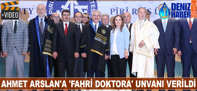 Ahmet Arslan'a Fahri Doktora unvanı verildi