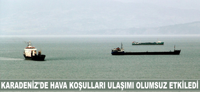 Hava koşulları nedeniyle yük gemileri Sinop Limanı'na demirledi